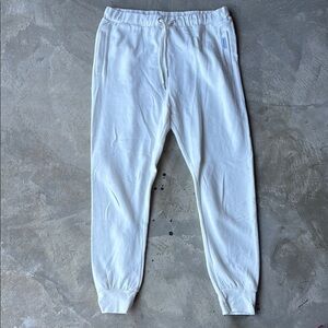 The laundry room sweatpants